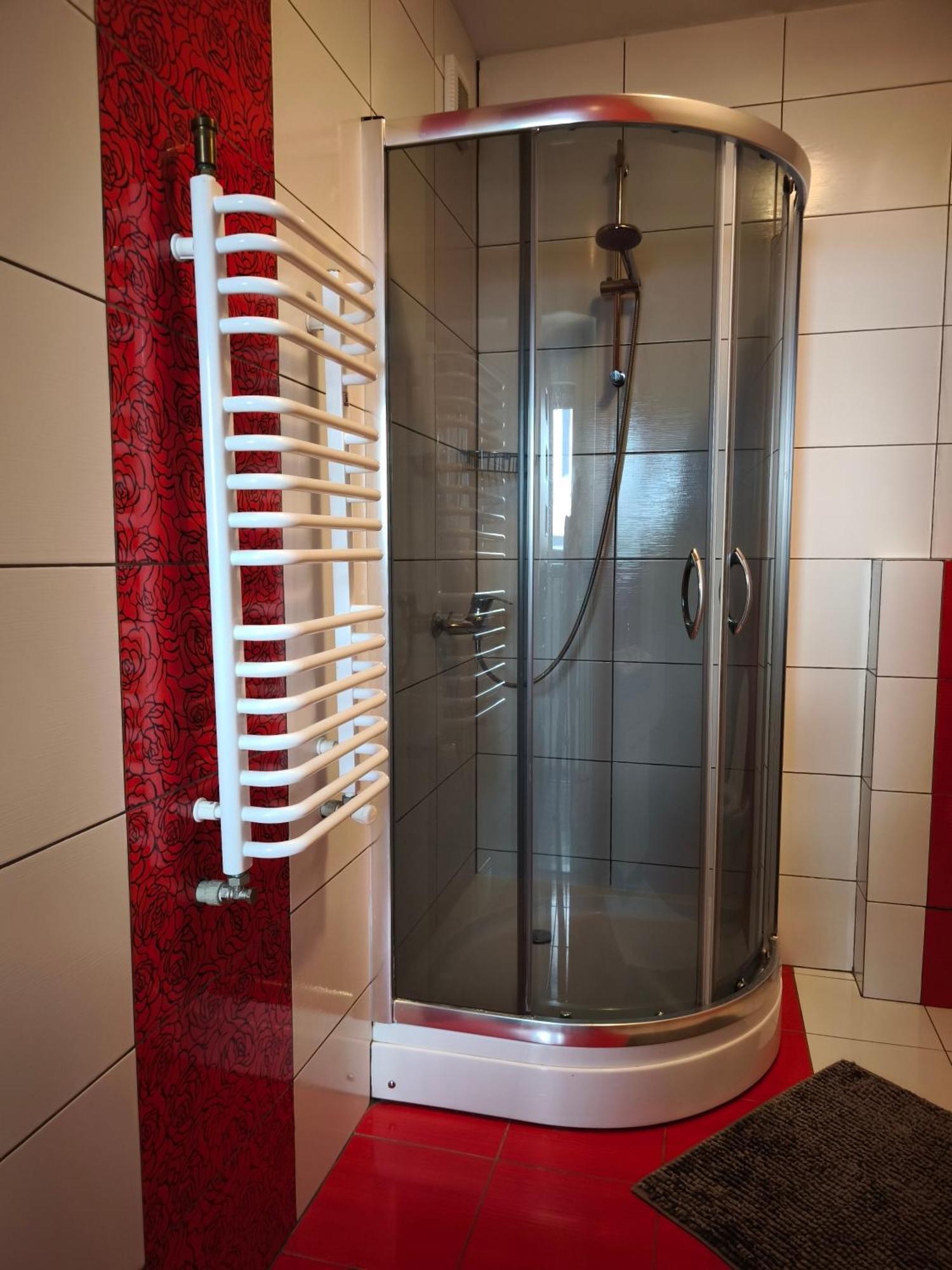 Apartaments Gory Niedzica Zamek Exterior photo