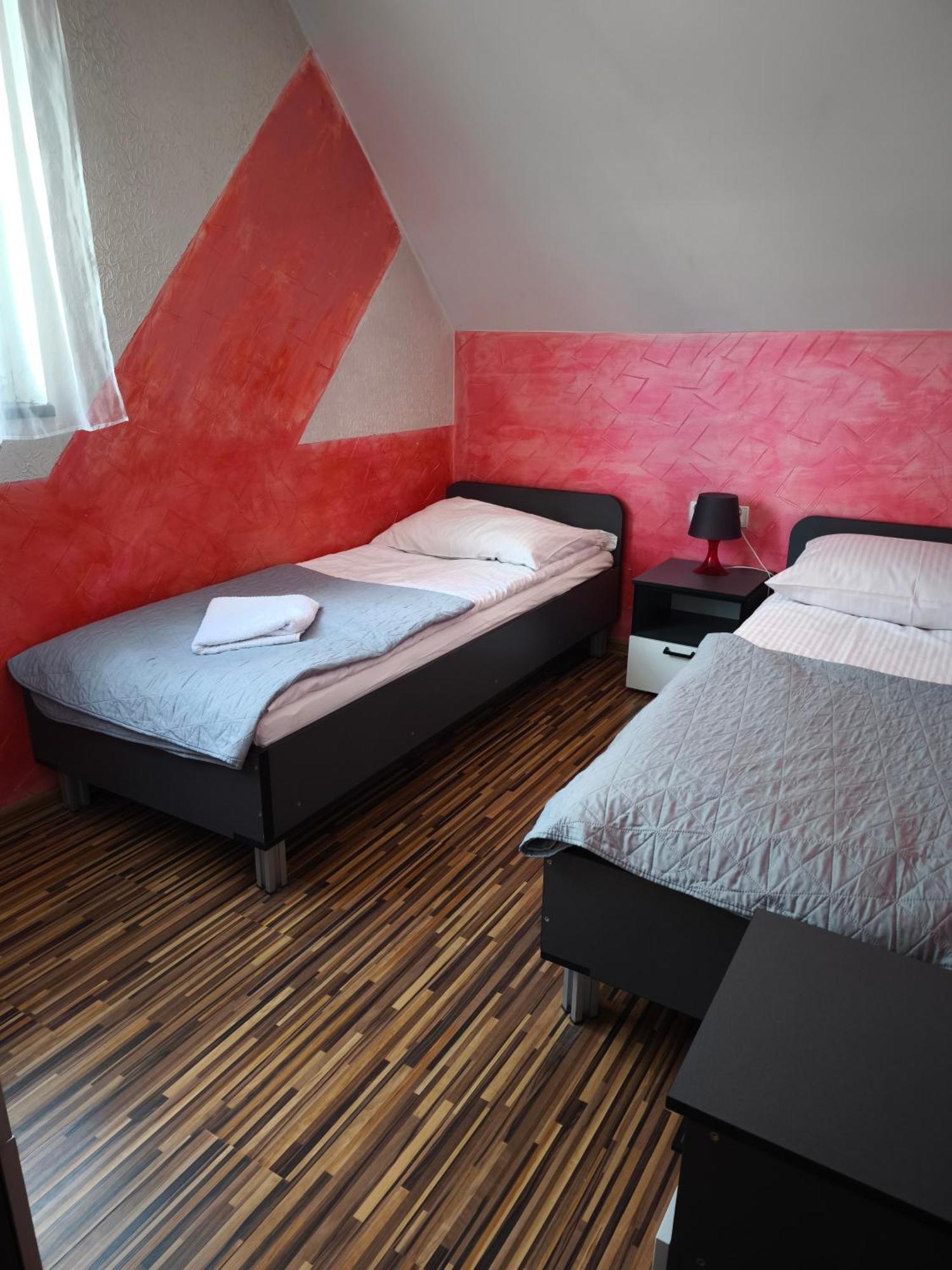 Apartaments Gory Niedzica Zamek Exterior photo