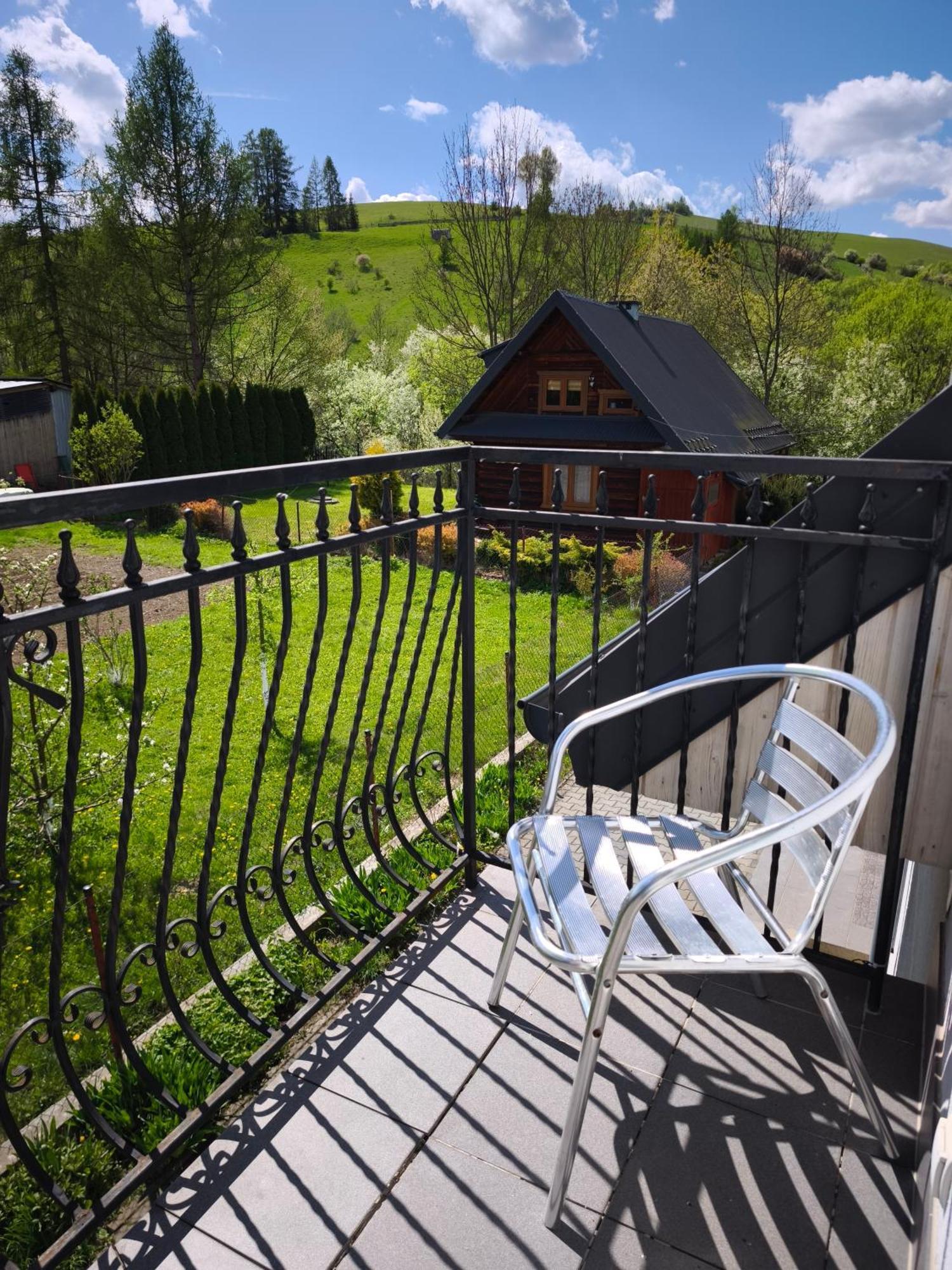 Apartaments Gory Niedzica Zamek Exterior photo