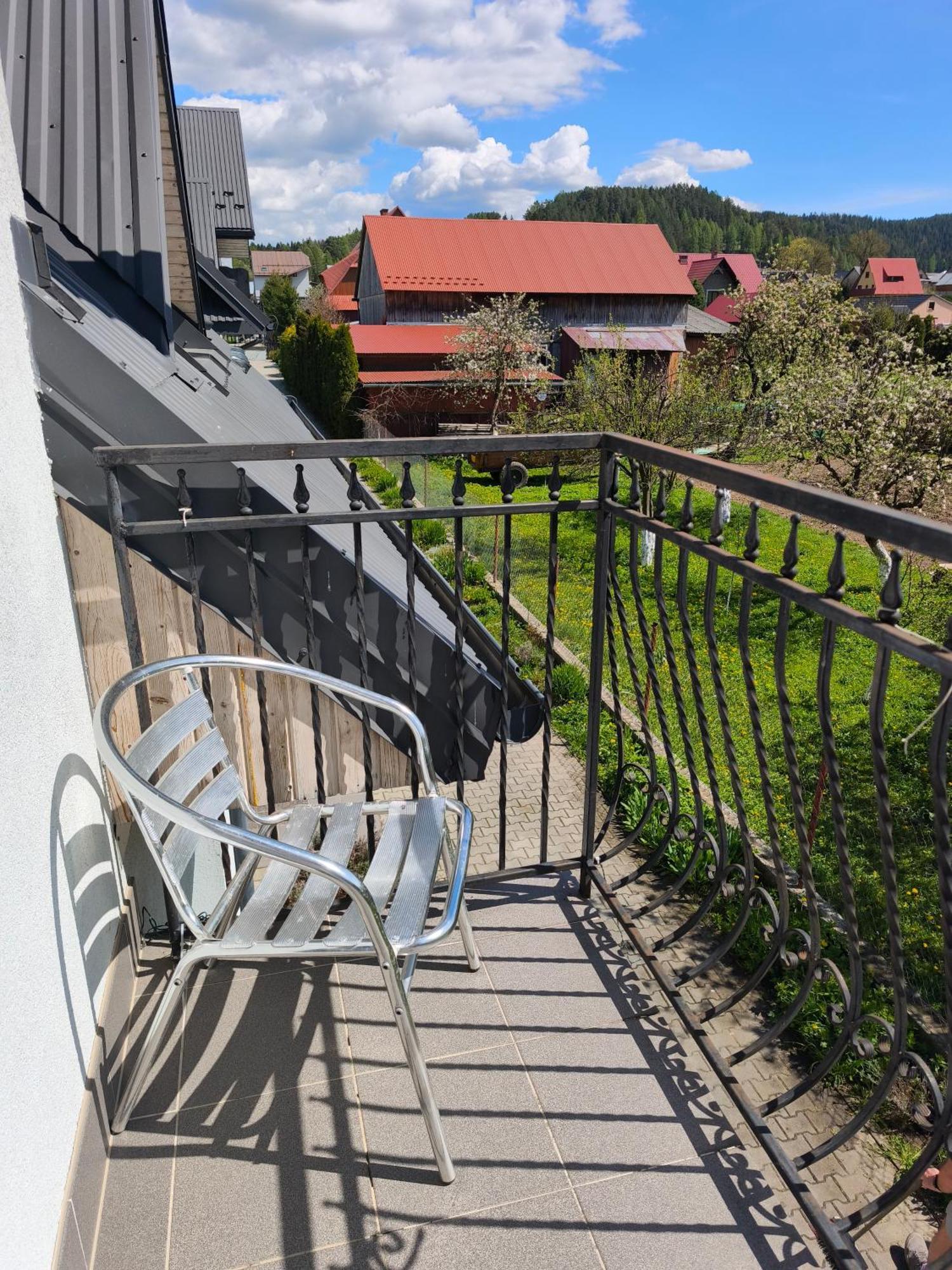 Apartaments Gory Niedzica Zamek Exterior photo